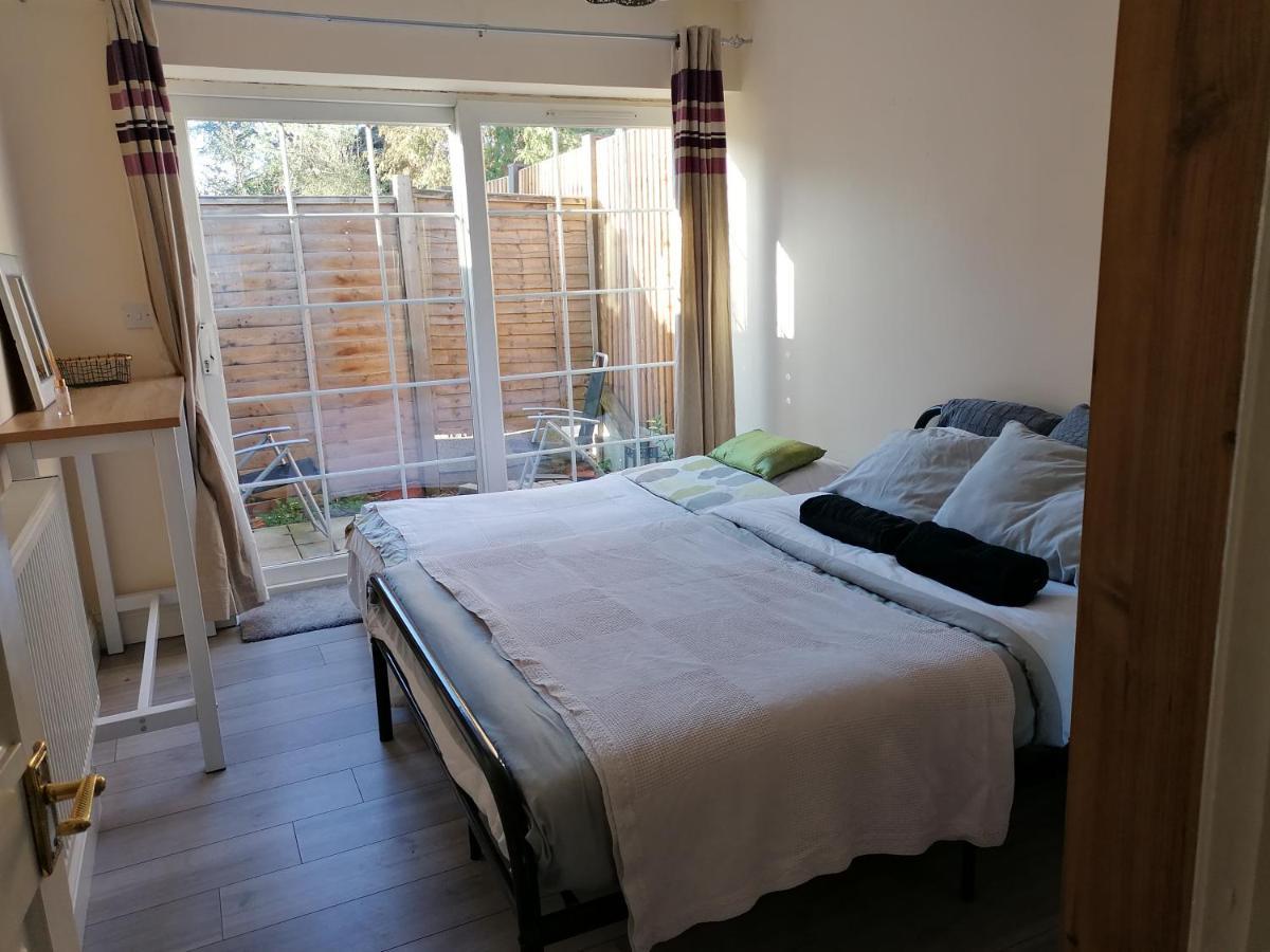 Chantilly Daire Ickenham Dış mekan fotoğraf